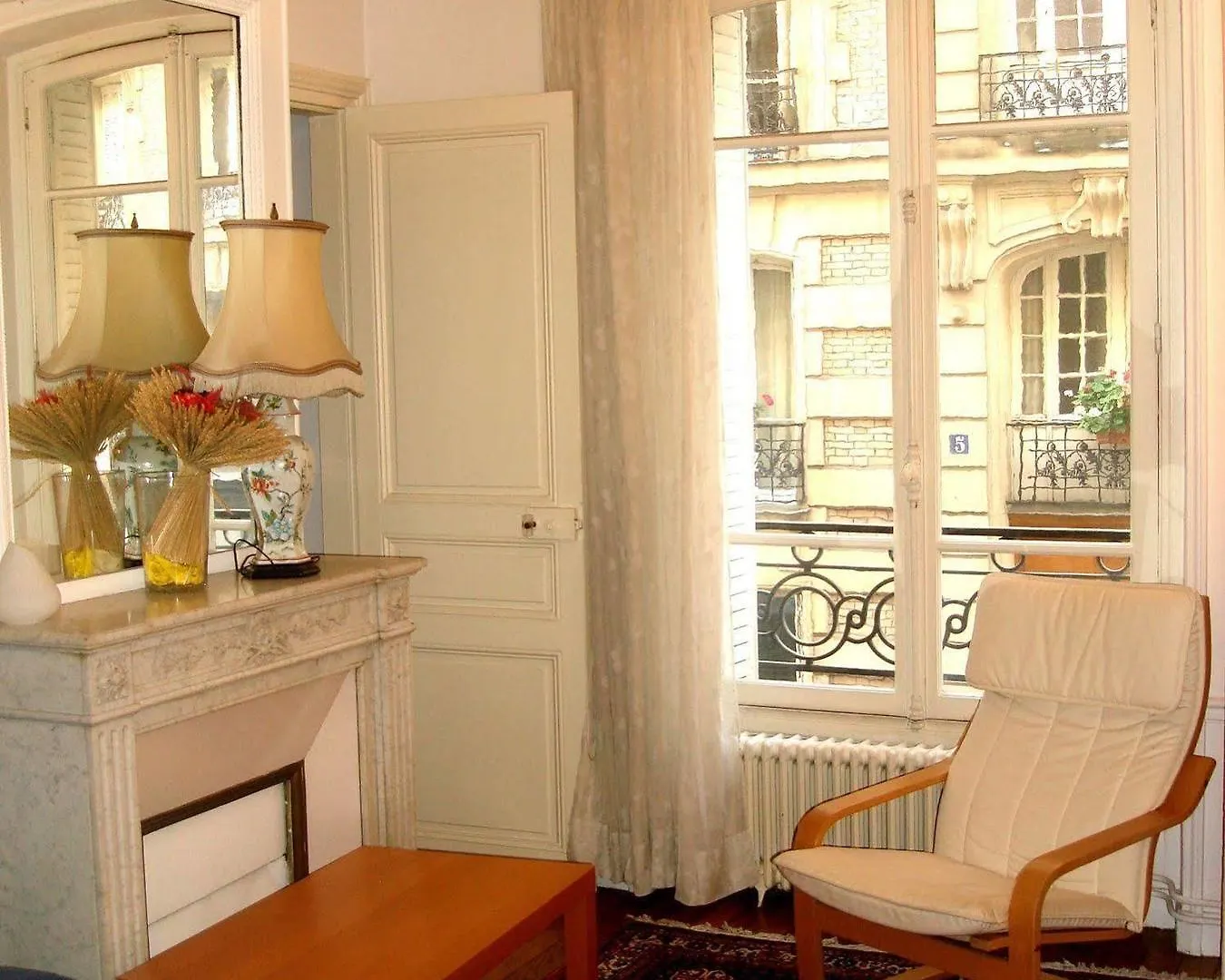 Arlette Hotel